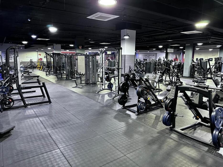 Images Gimnasio VivaGym GranCasa