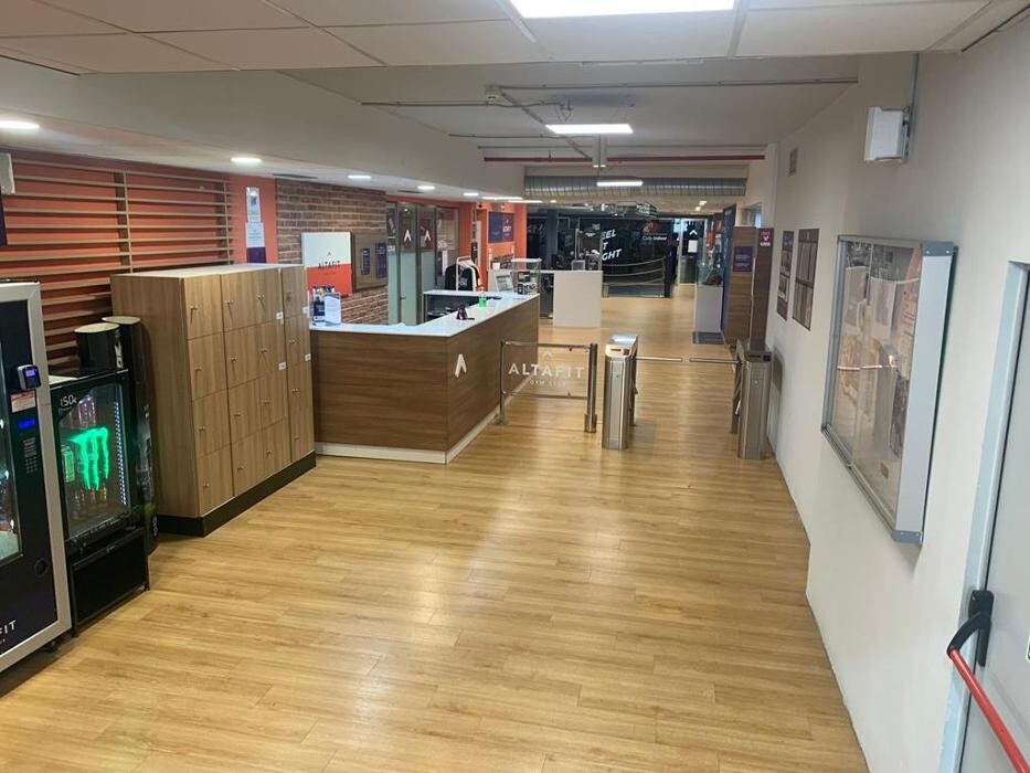 Images Gimnasio VivaGym Estudiantes