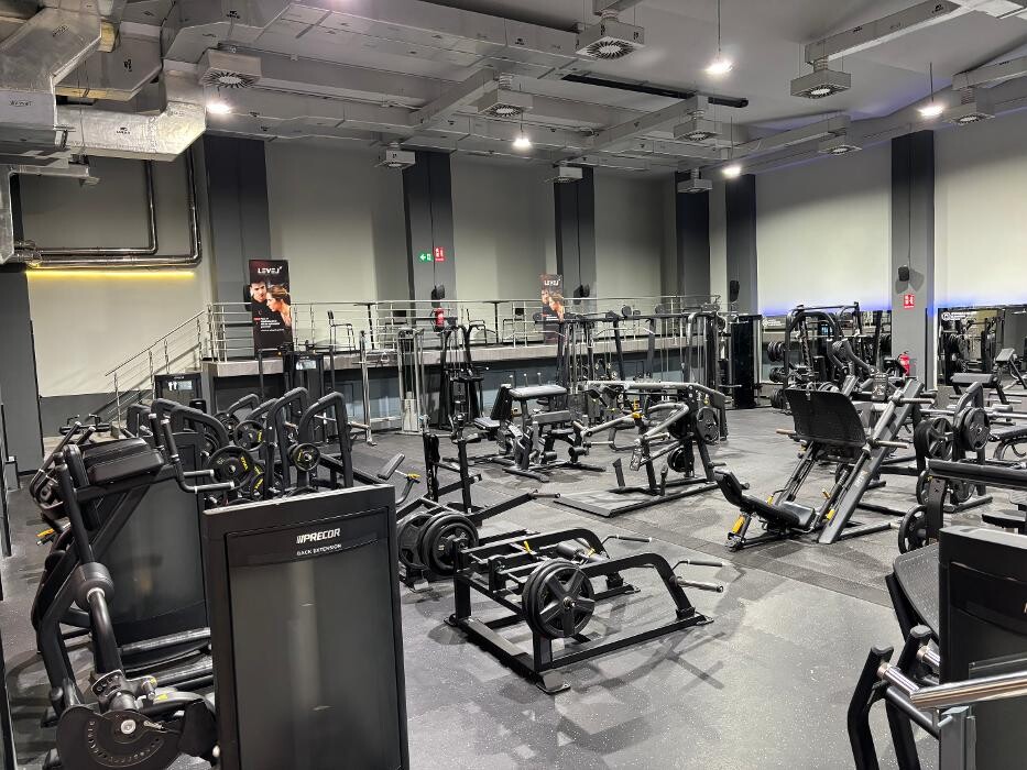 Images Gimnasio VivaGym Madrid Río