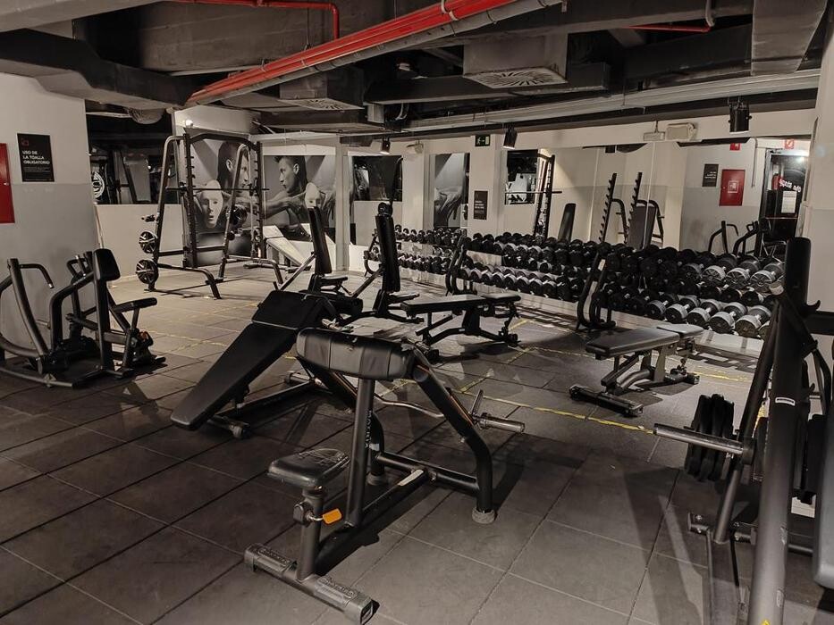 Images Gimnasio VivaGym Puerta del Sol