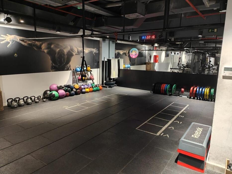 Images Gimnasio VivaGym Puerta del Sol