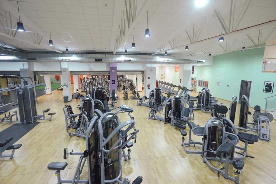 Images Gimnasio VivaGym Parque Abelardo