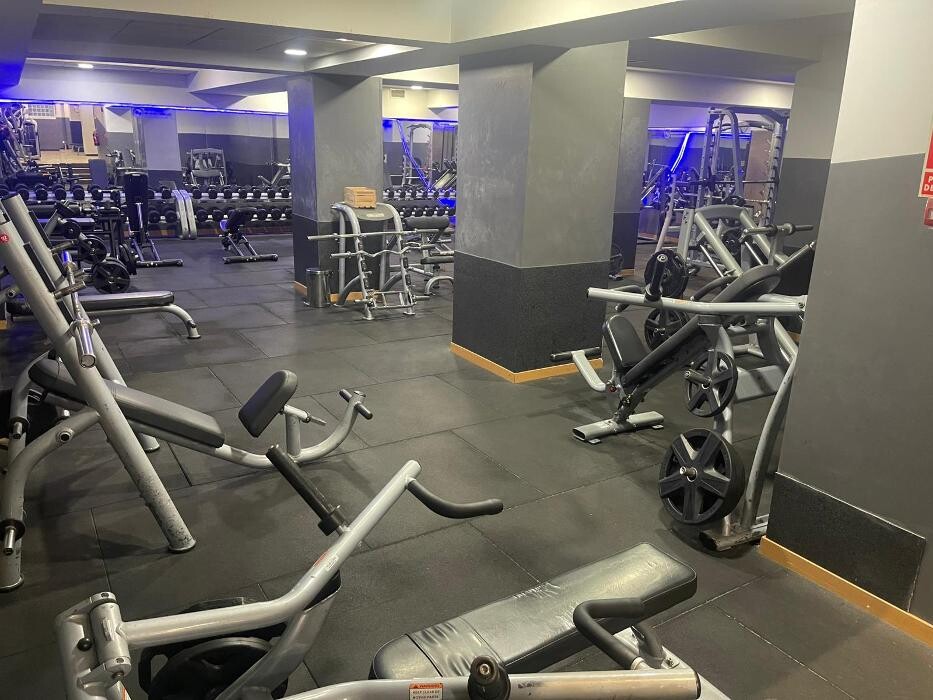 Images Gimnasio VivaGym Conde de Casal