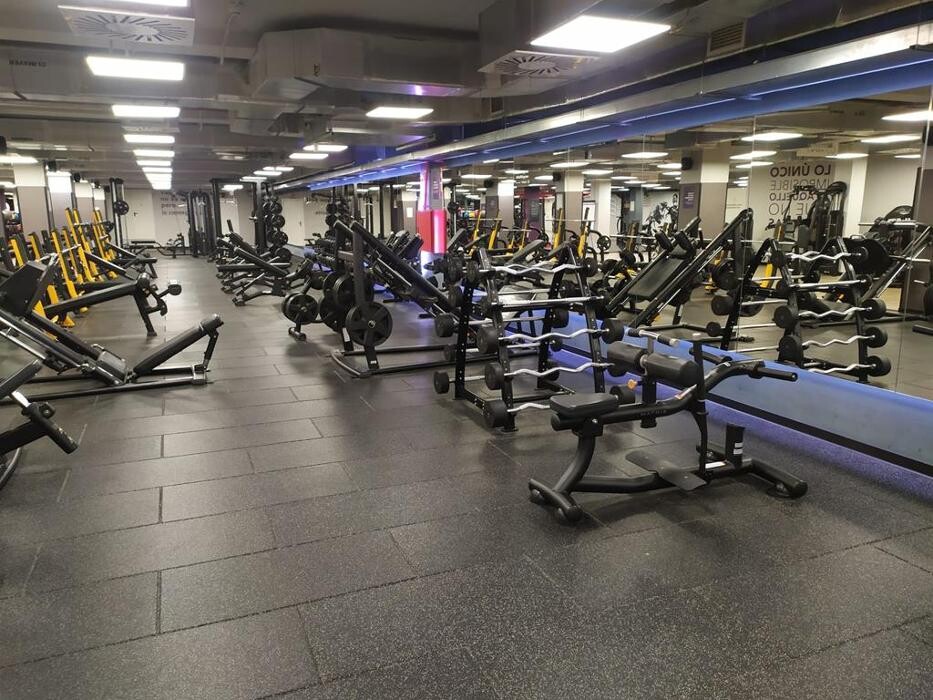 Images Gimnasio VivaGym Leganés centro
