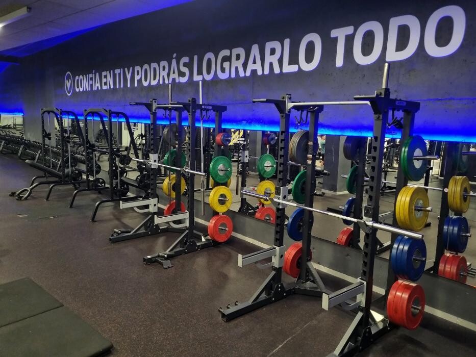 Images Gimnasio VivaGym Avenida Aigüera
