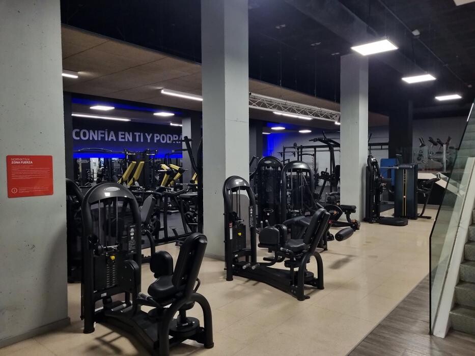 Images Gimnasio VivaGym Avenida Aigüera