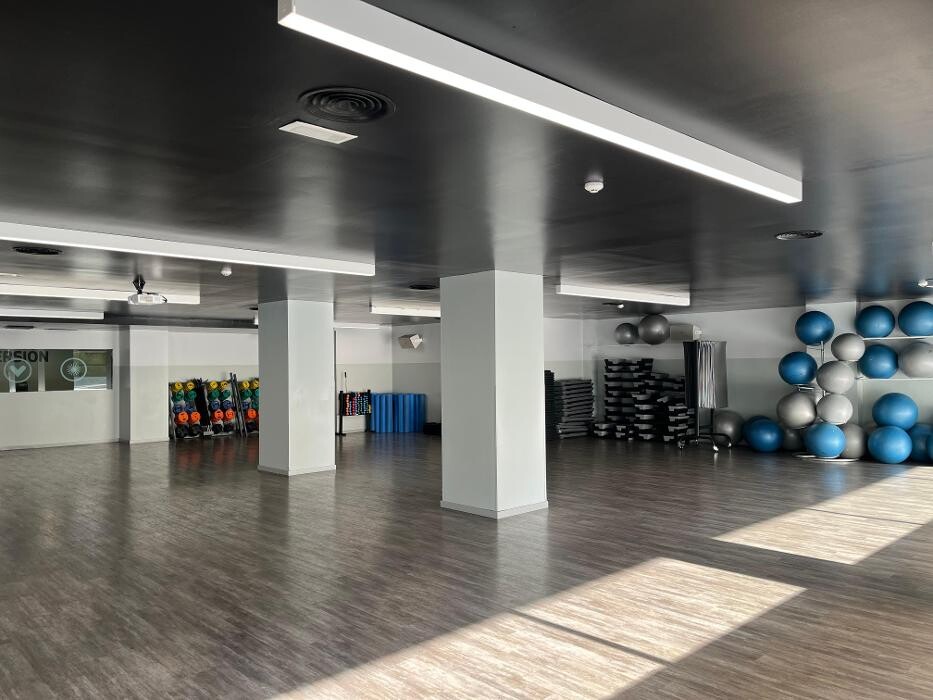 Images Gimnasio VivaGym Avenida Aigüera