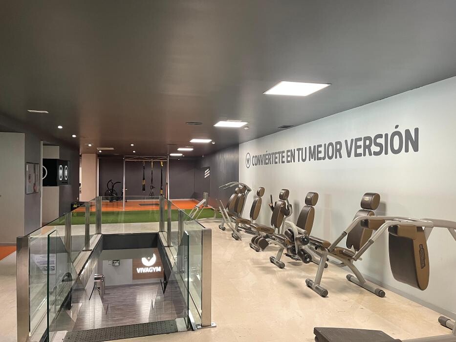 Images Gimnasio VivaGym Avenida Aigüera