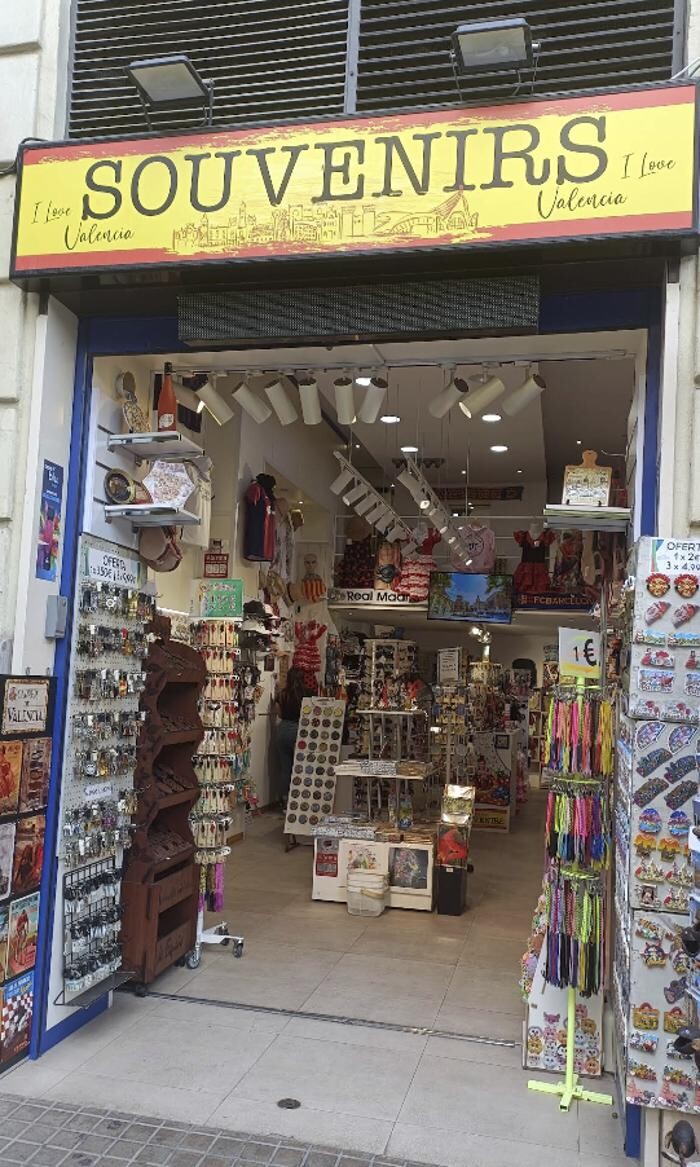 Images Luggage Storage Valencia Nord Station - Radical Storage