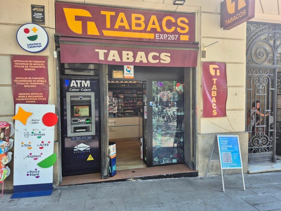 Images Luggage Storage Monumental Subway Station - Radical Storage