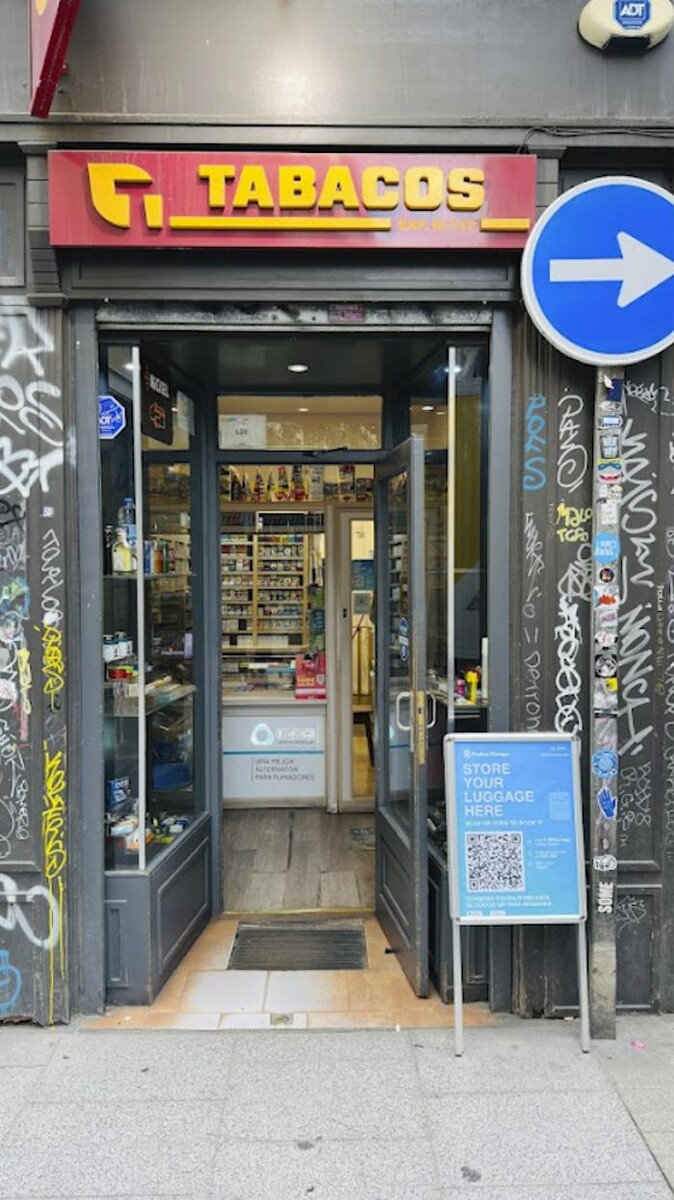 Images Luggage Storage Gran Via Chueca - Radical Storage
