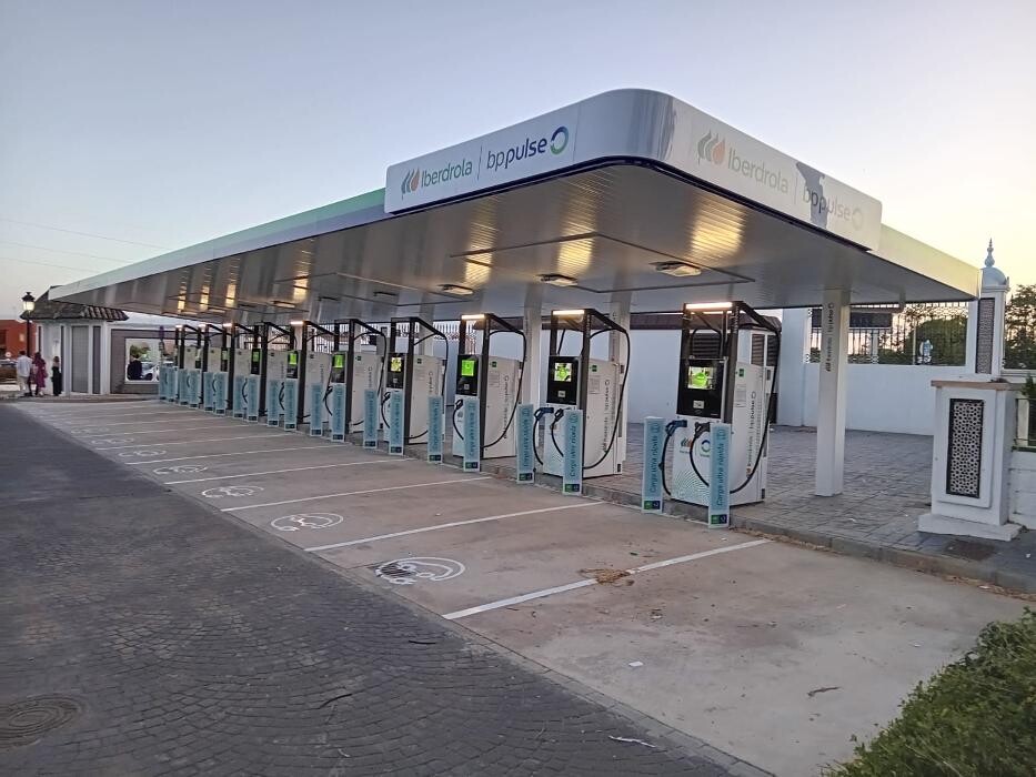Images Iberdrola | bp pulse estación de recarga