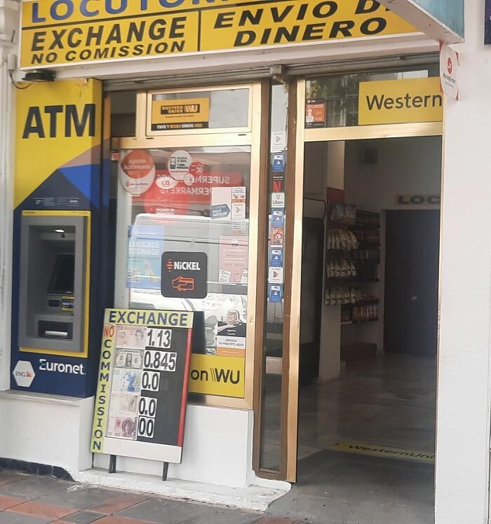 Images Luggage Storage Playa De San Francisco - Radical Storage