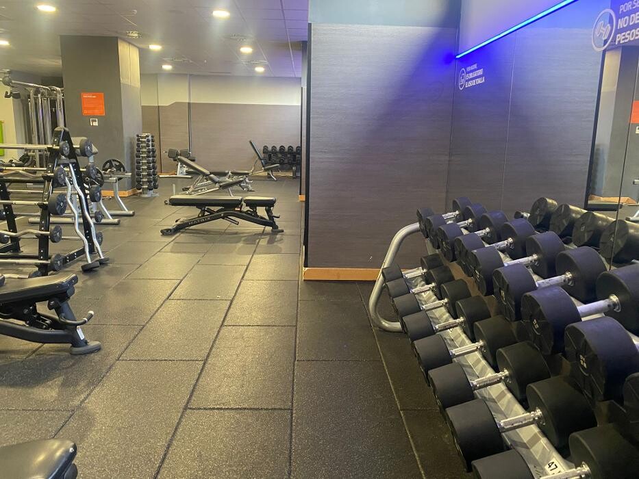 Images Gimnasio VivaGym Alcalá Ronda Fiscal