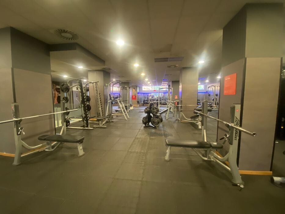 Images Gimnasio VivaGym Alcalá Ronda Fiscal