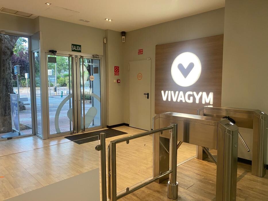 Images Gimnasio VivaGym Alcalá Ronda Fiscal