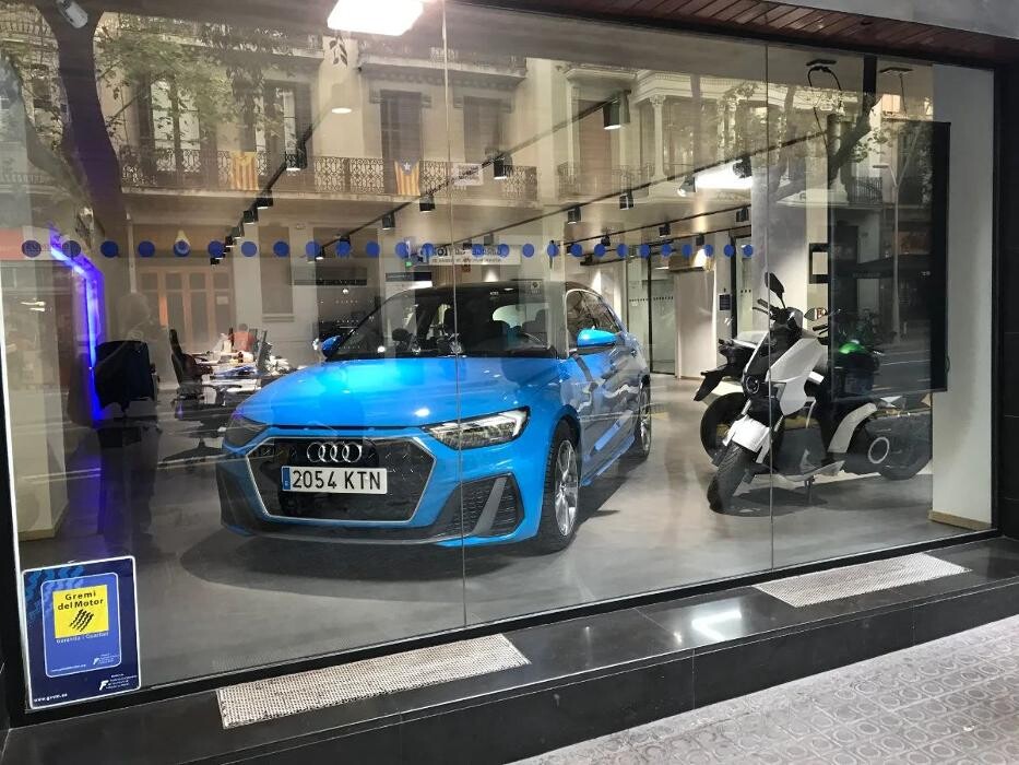 Images Letamendi Taller oficial Volkswagen Audi Seat Škoda Cupra Barcelona