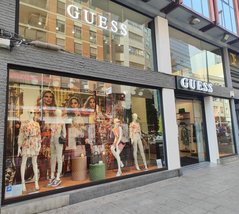 Images GUESS