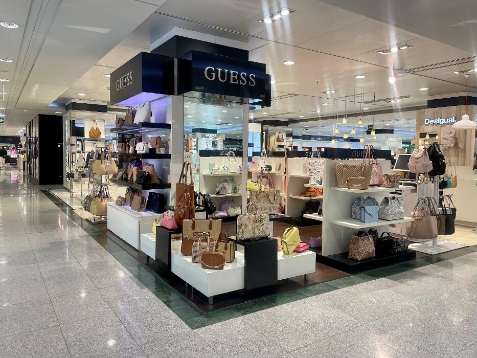 Images GUESS ACCESSORIES