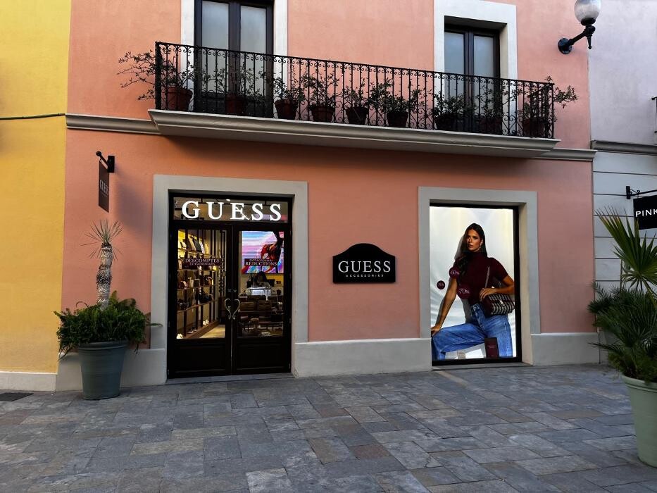 Images GUESS ACCESSORIES