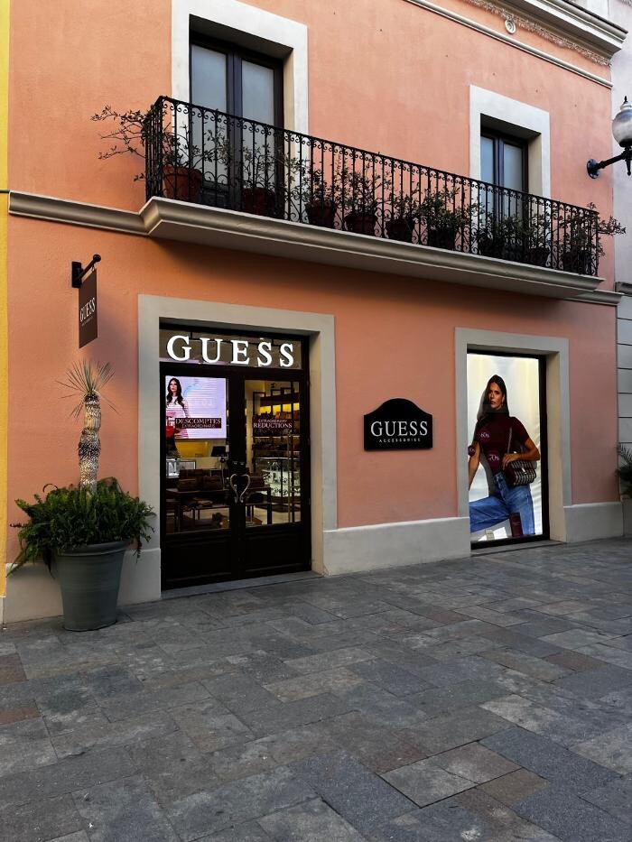 Images GUESS ACCESSORIES