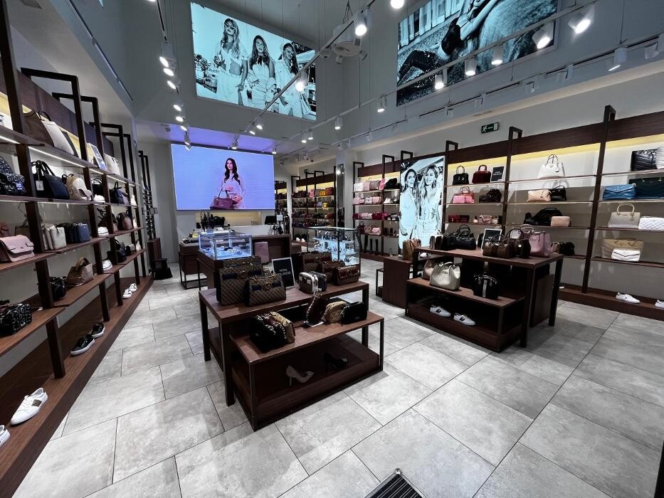 Images GUESS ACCESSORIES