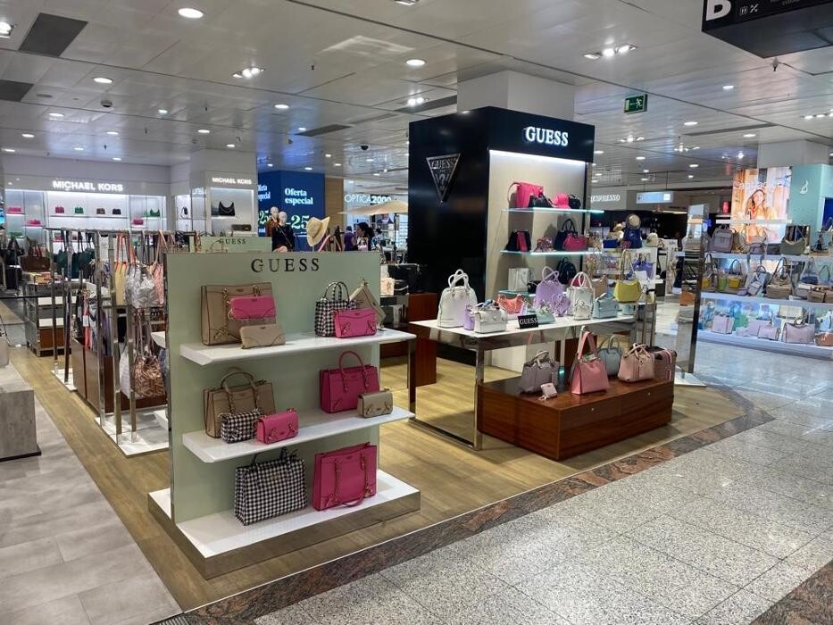 Images GUESS ACCESSORIES