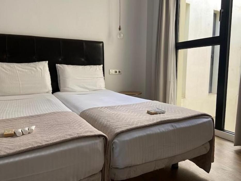 Images Liceu Apartments by gaiarooms