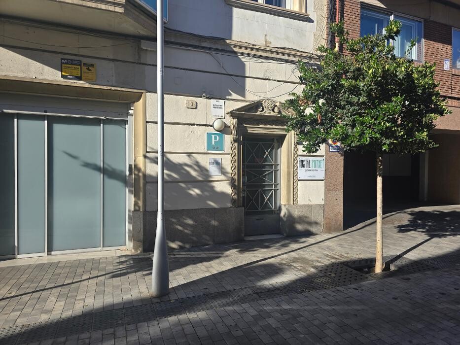 Images Hostal Putxet by gaiarooms