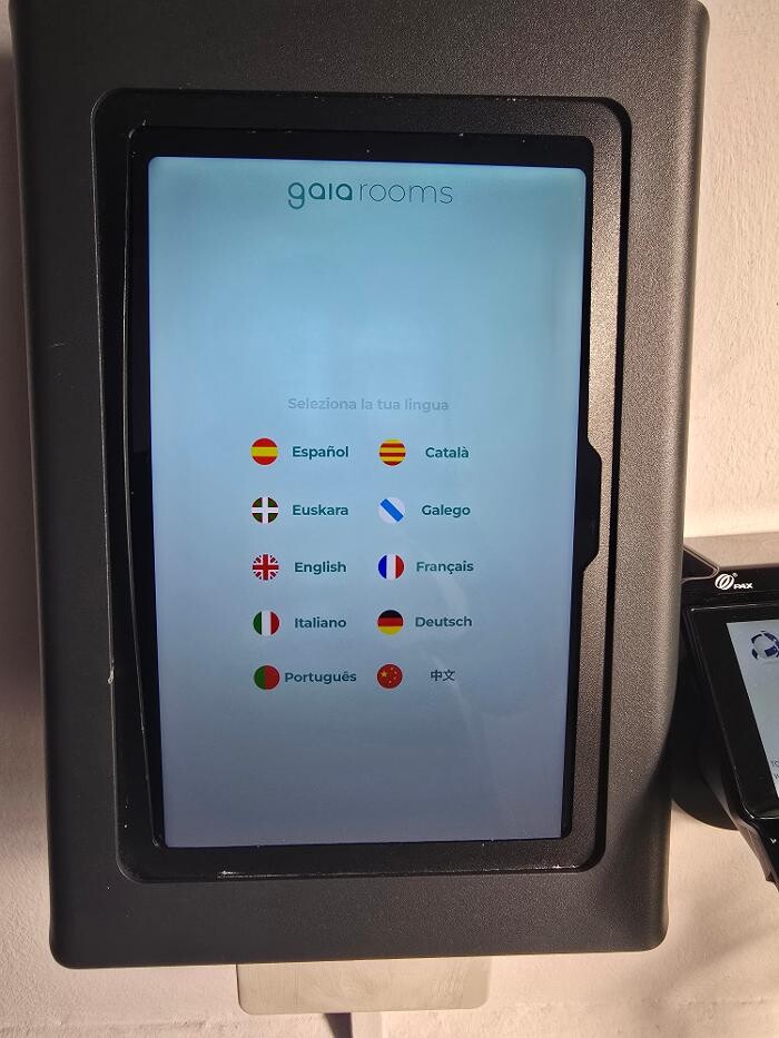 Images Hostal Putxet by gaiarooms