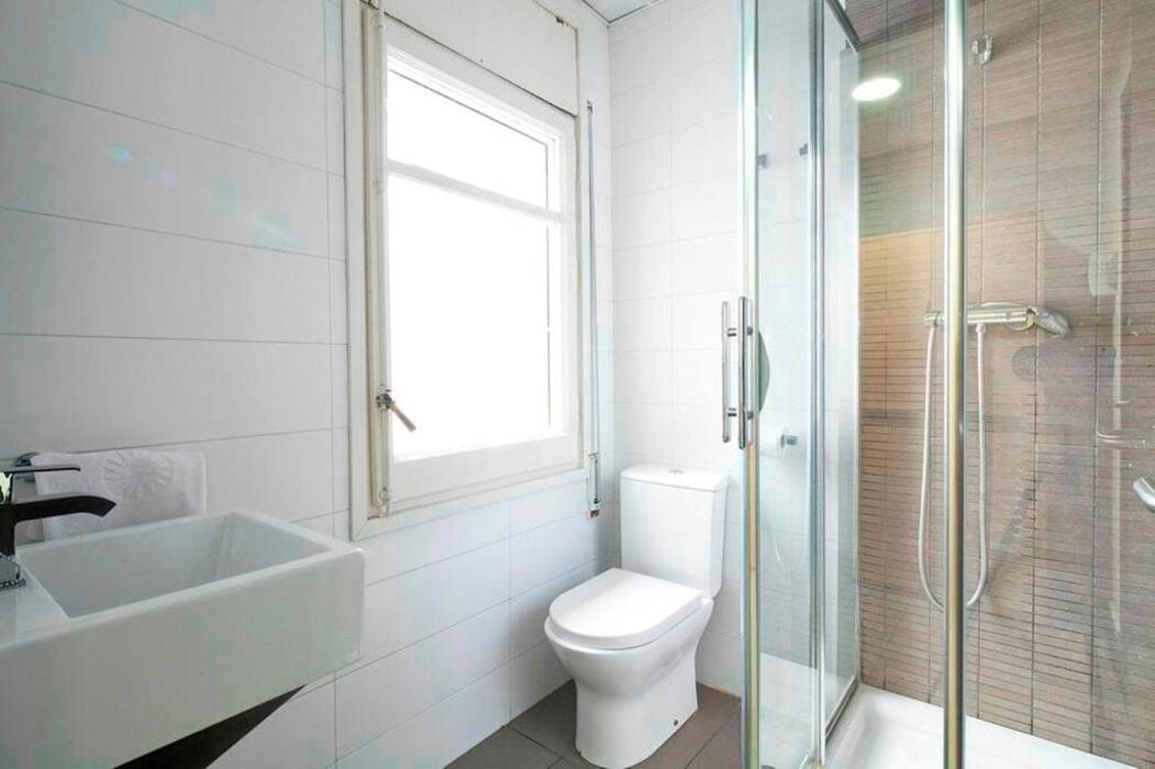 Images Hostal Putxet by gaiarooms