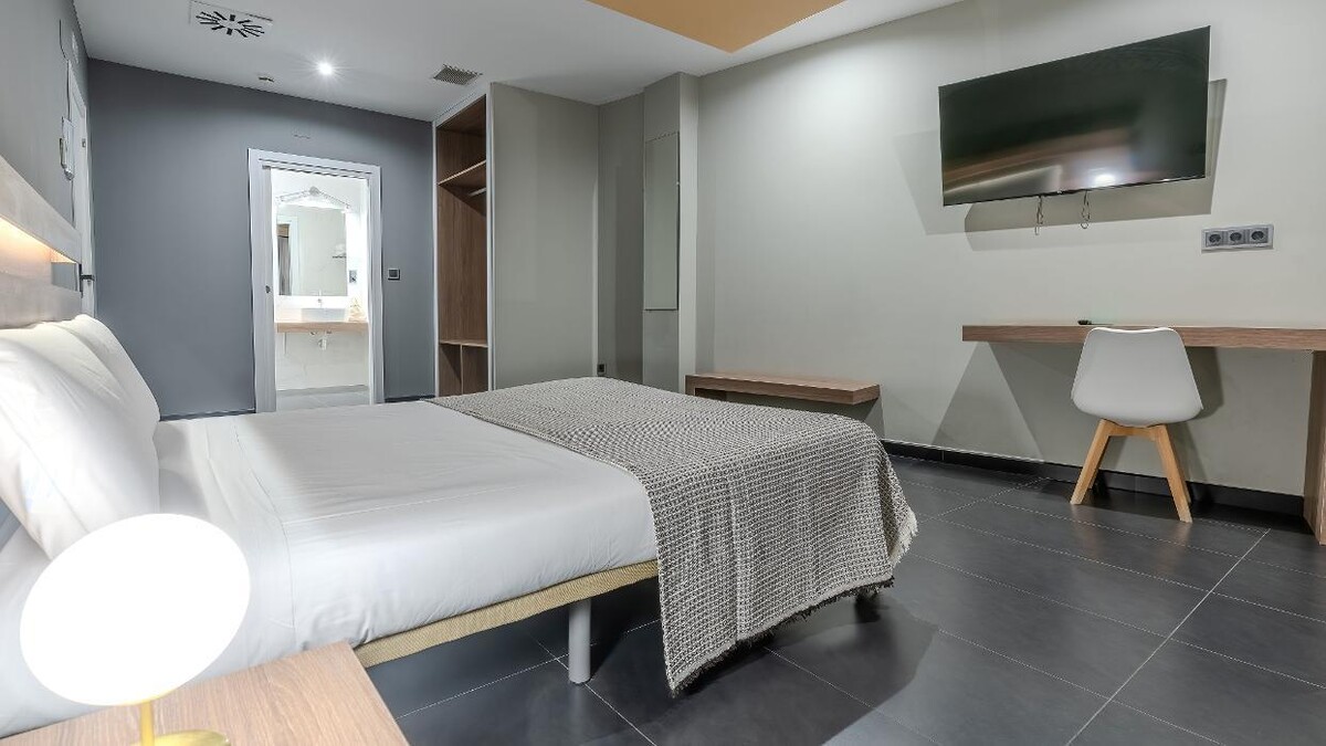 Images Hotel Barrio Húmedo by gaiarooms