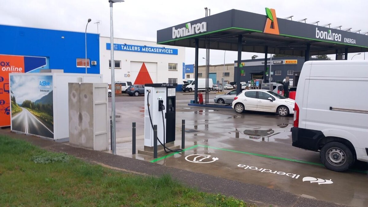 Images Iberdrola | bp pulse estación de recarga