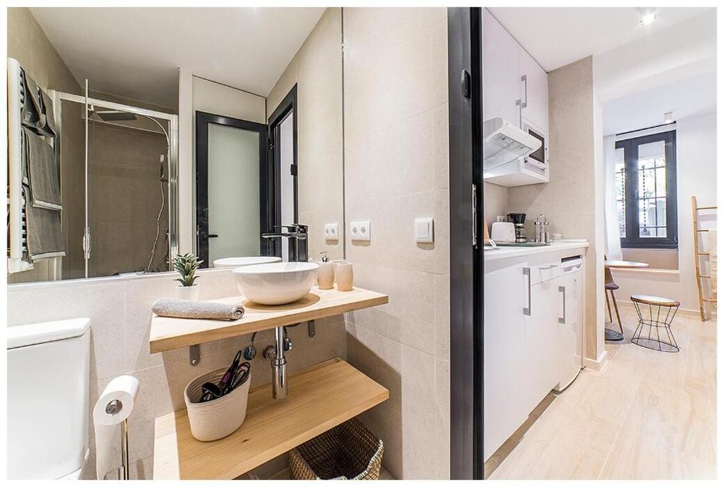 Images Apartamentos Madrid Rio by gaiarooms