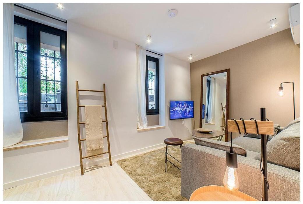 Images Apartamentos Madrid Rio by gaiarooms