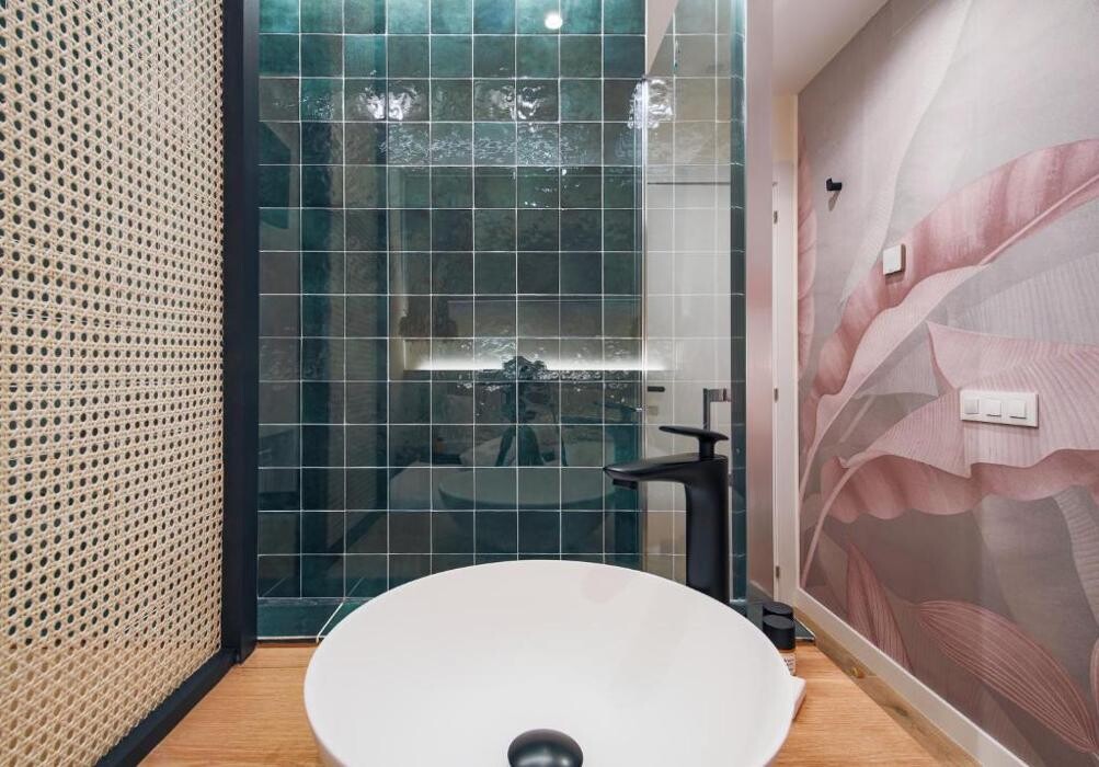 Images Apartamentos Home 42 by gaiarooms