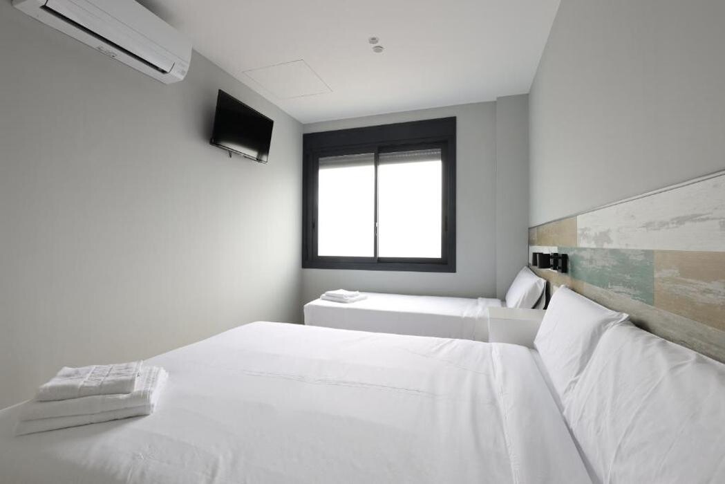 Images Apartamentos Hey Rooms by gaiarooms