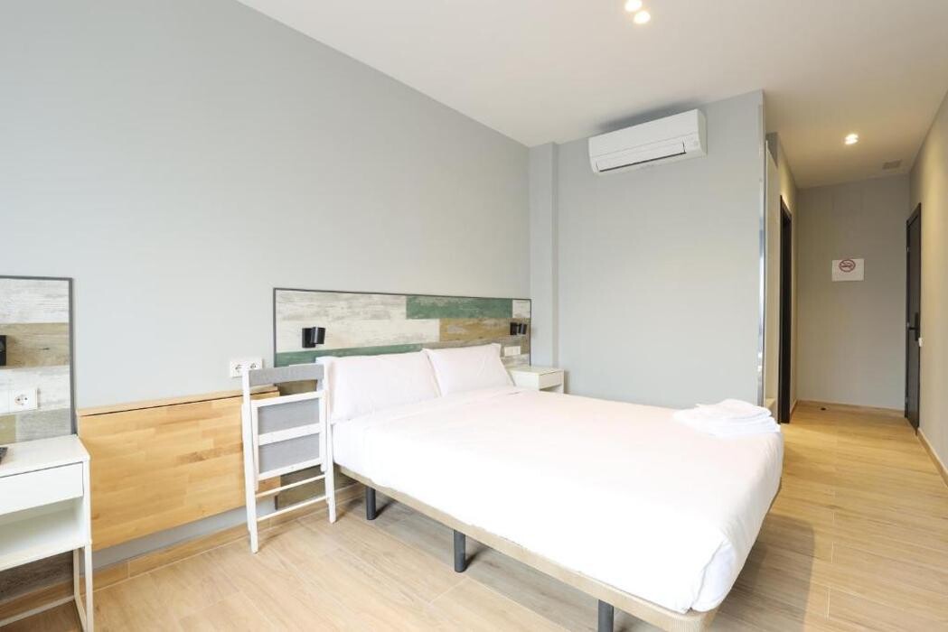 Images Apartamentos Hey Rooms by gaiarooms
