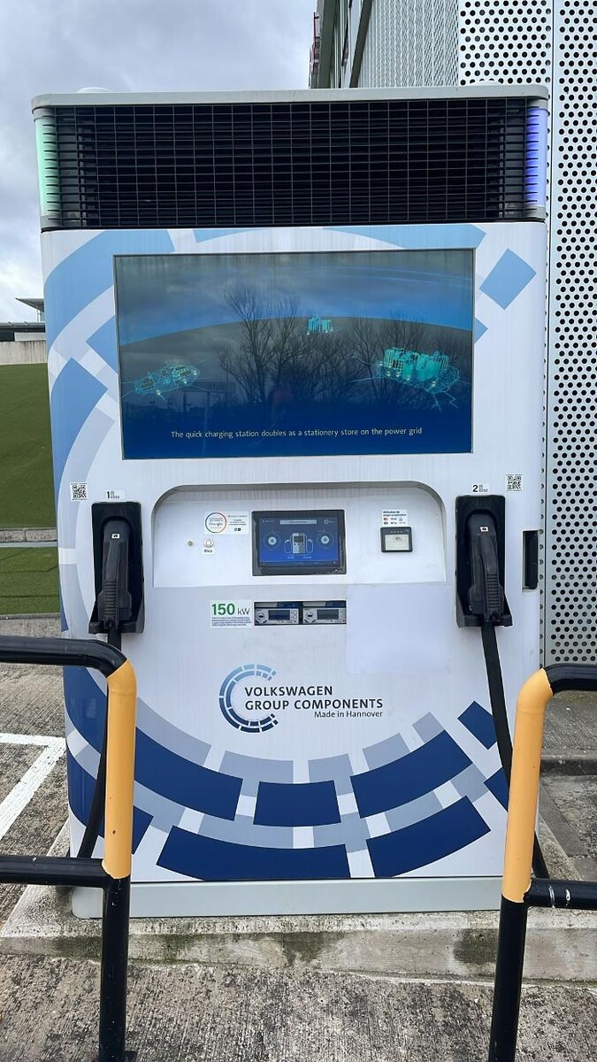 Images Iberdrola | bp pulse estación de recarga