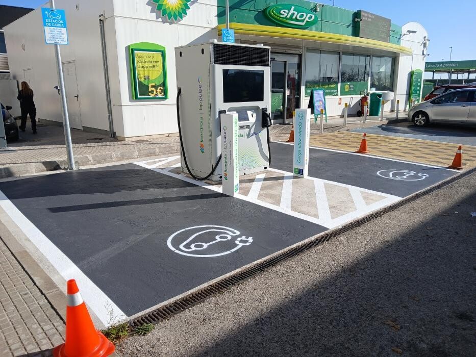 Images Iberdrola | bp pulse estación de recarga