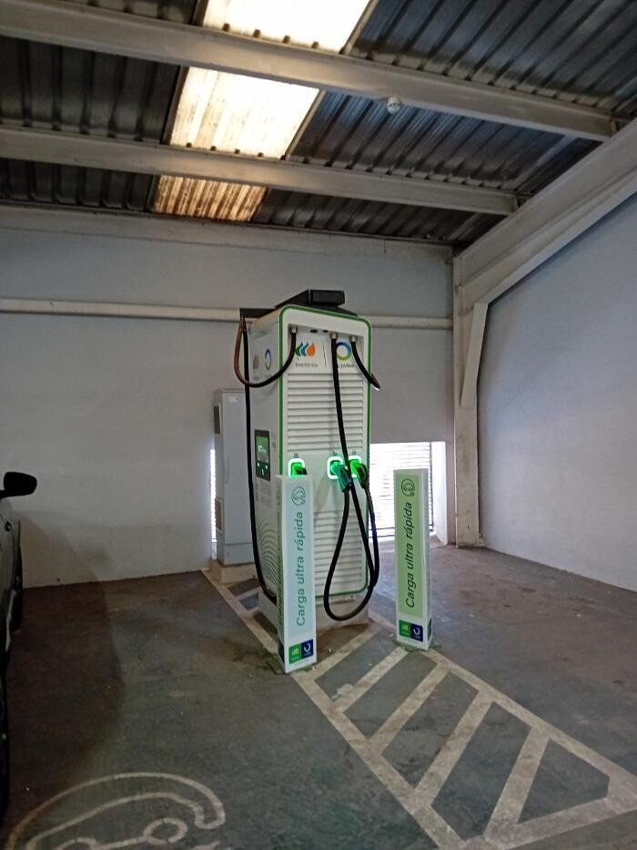 Images Iberdrola | bp pulse estación de recarga