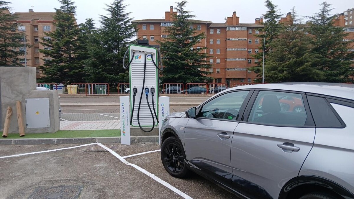 Images Iberdrola | bp pulse estación de recarga