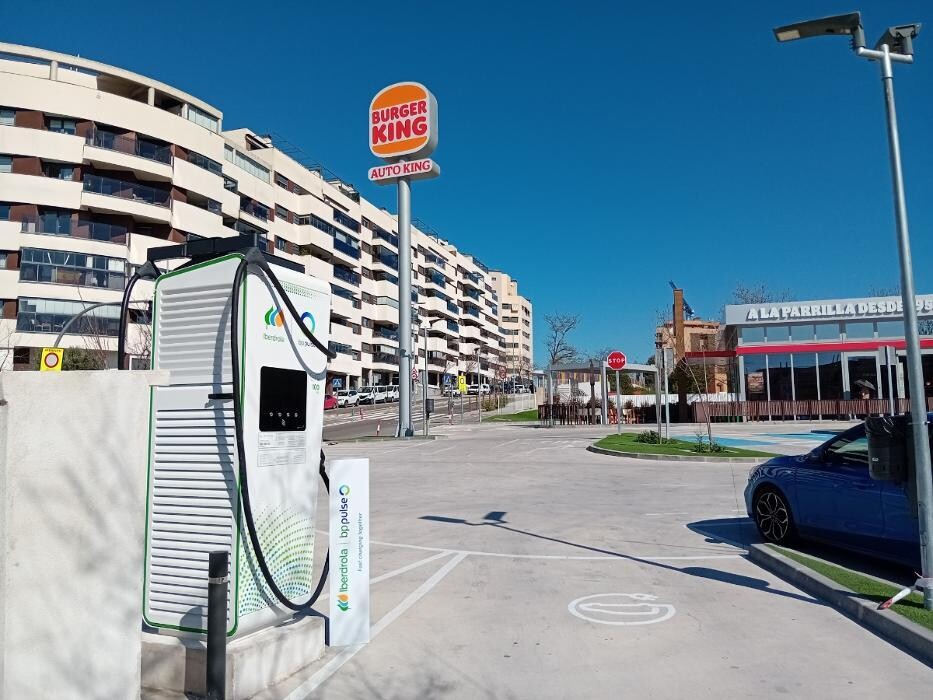 Images Iberdrola | bp pulse estación de recarga