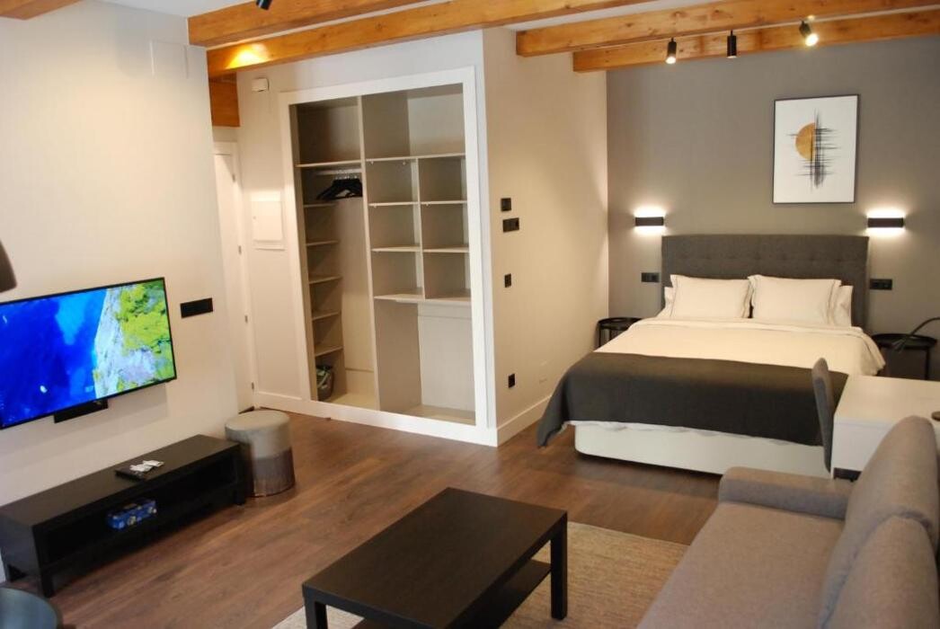 Images Apartamentos Altar Suites by gaiarooms
