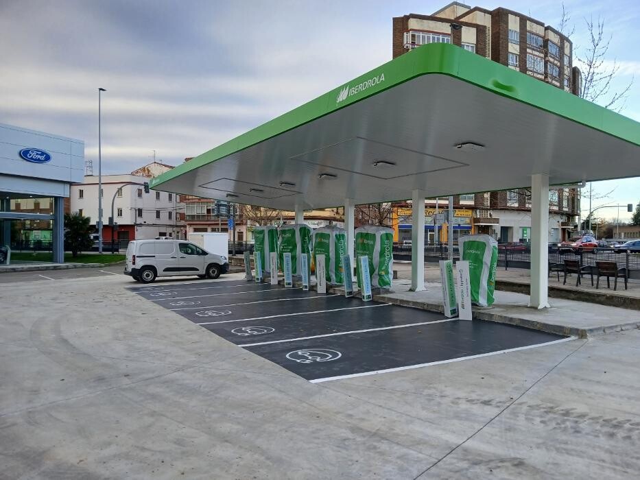 Images Iberdrola | bp pulse estación de recarga