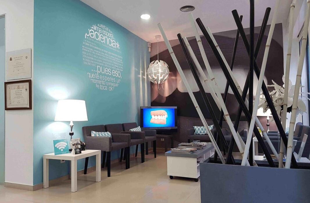 Images Clínica Dental Alós Cortés | Implantología y Odontología mayores | Estética dental | Atocha | Delicias| Madrid
