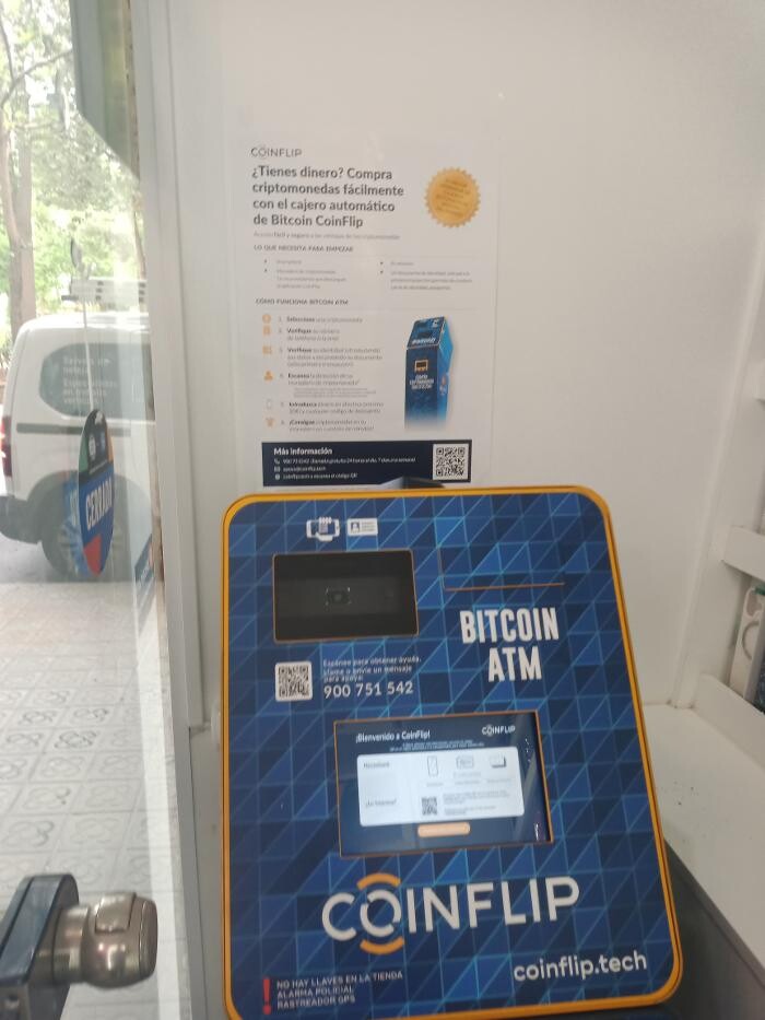 Images CoinFlip Bitcoin ATM - Mes Que Mobils (Les Corts)