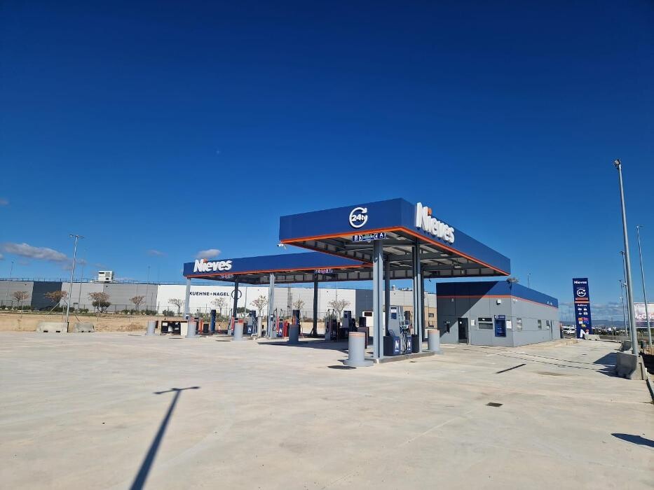 Images Gasolinera Nieves Zaragoza