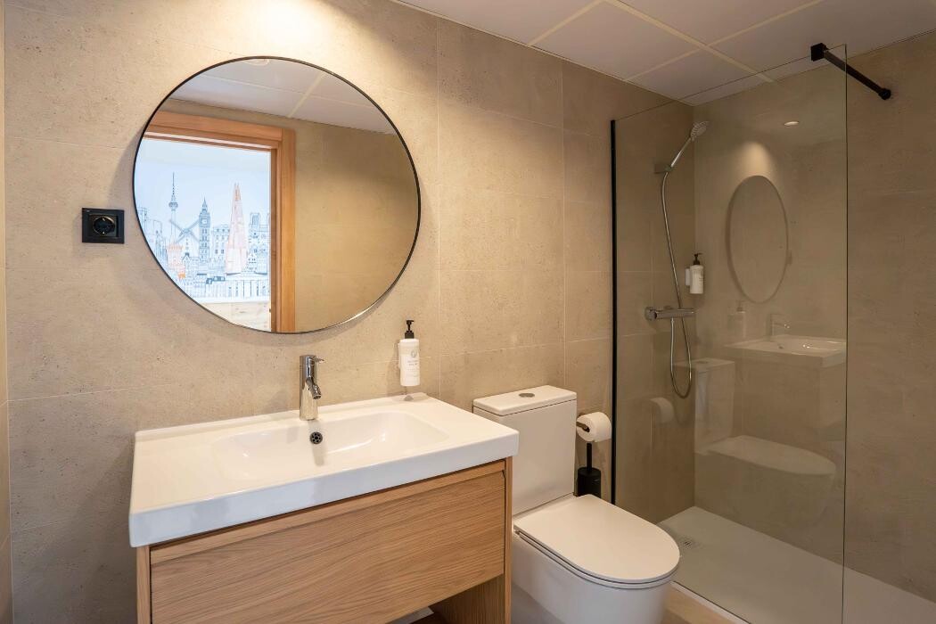 Images easyHotel Madrid Alcala