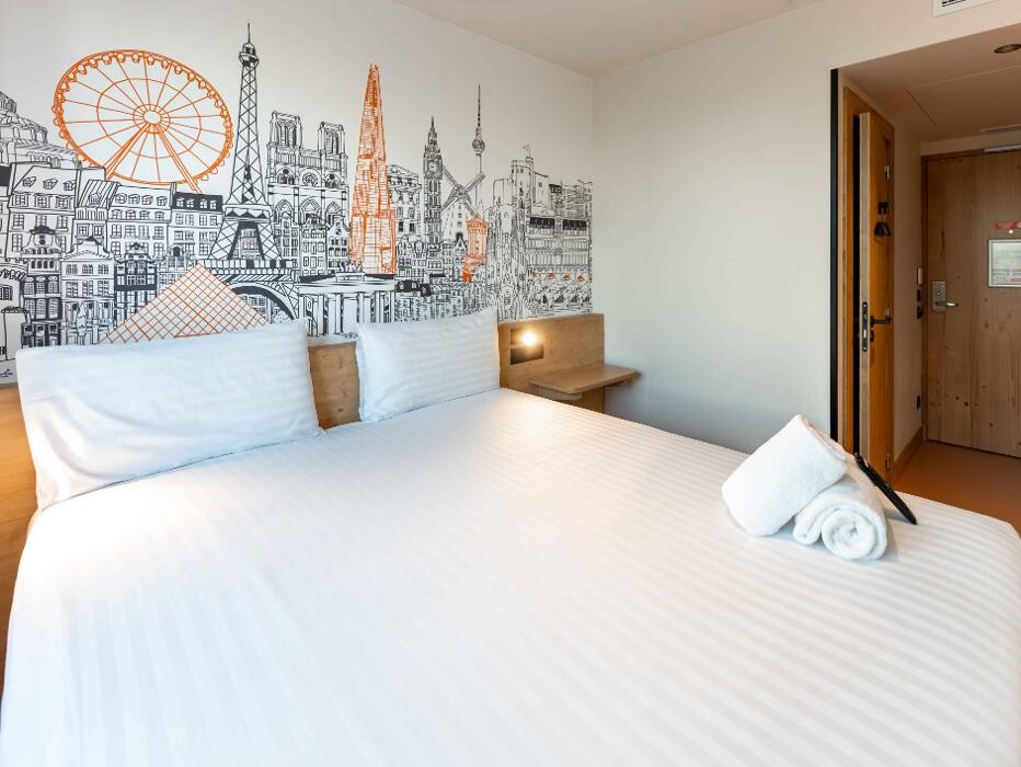 Images easyHotel Madrid Alcala